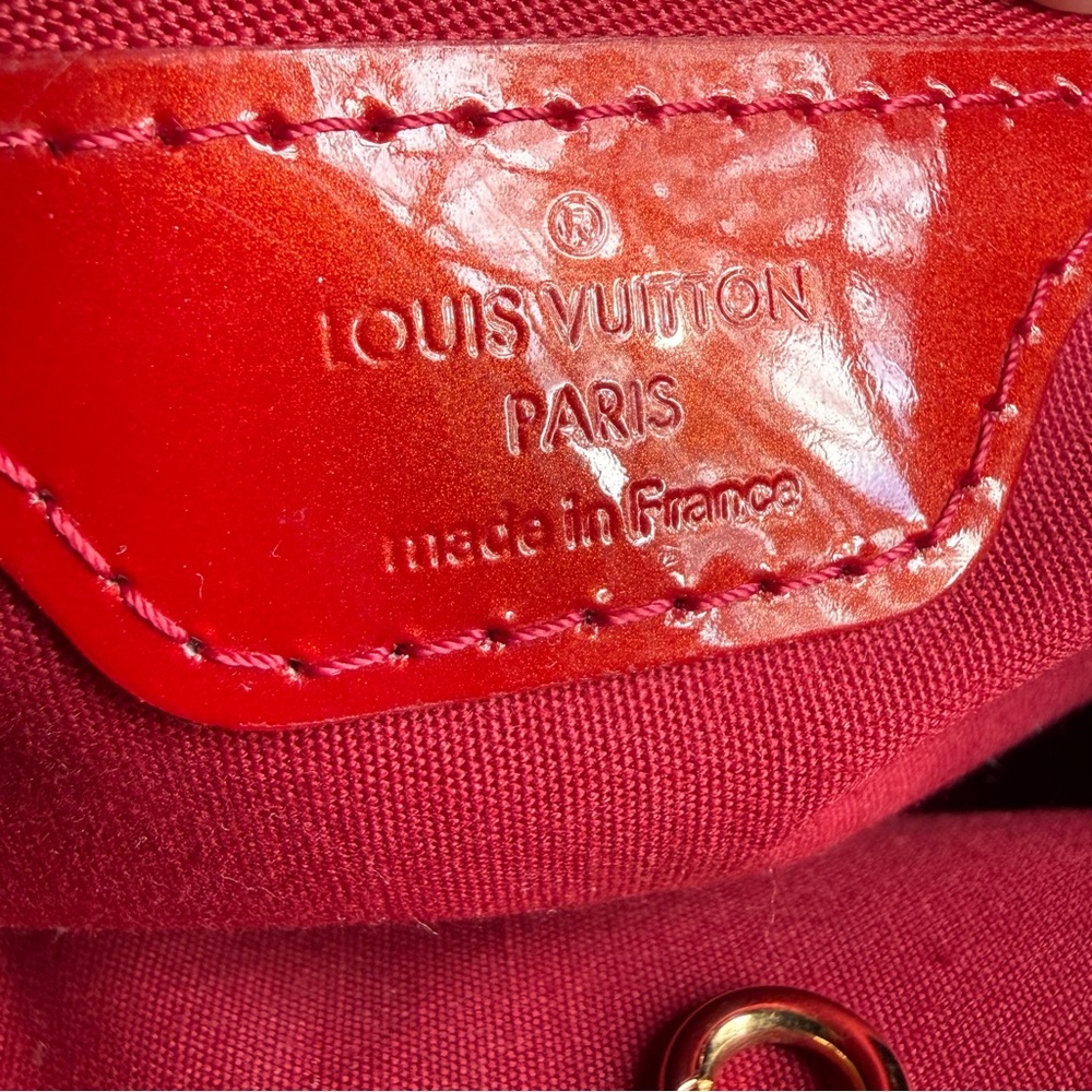 Louis Vuitton Wilshire Vernis PM Bag - Picture 12 of 13